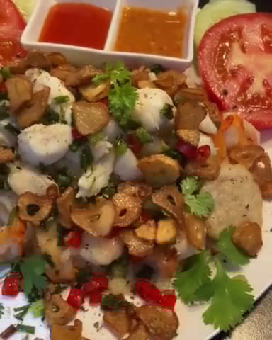 รูปขั้นตอนการทำที่ 6 ของ กุ้งปูปลา คั่วพริกเกลือ