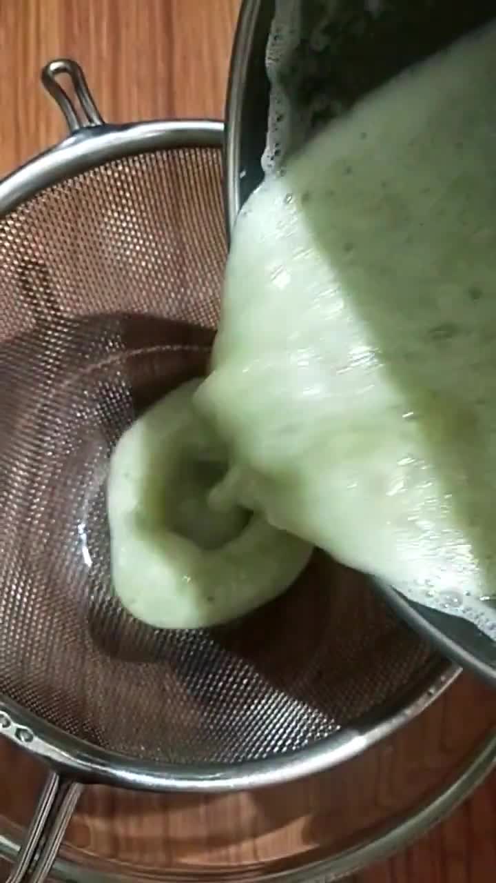 अंगूर फ्लेवर कराची हलवा रेसिपी चरण 2 फोटो