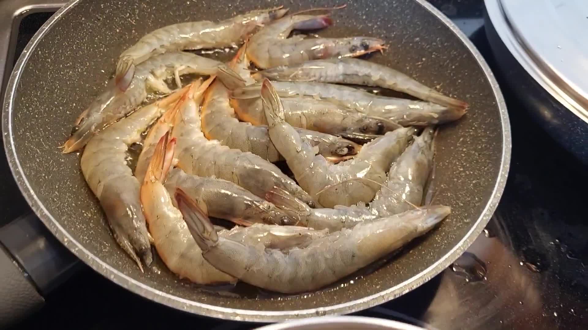 Foto del paso 3 de la receta: Fideuà dominguera