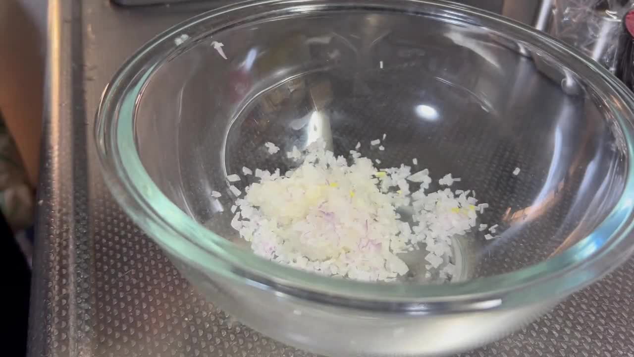 とーちゃん特製前菜サーモンタルタル作り方6写真