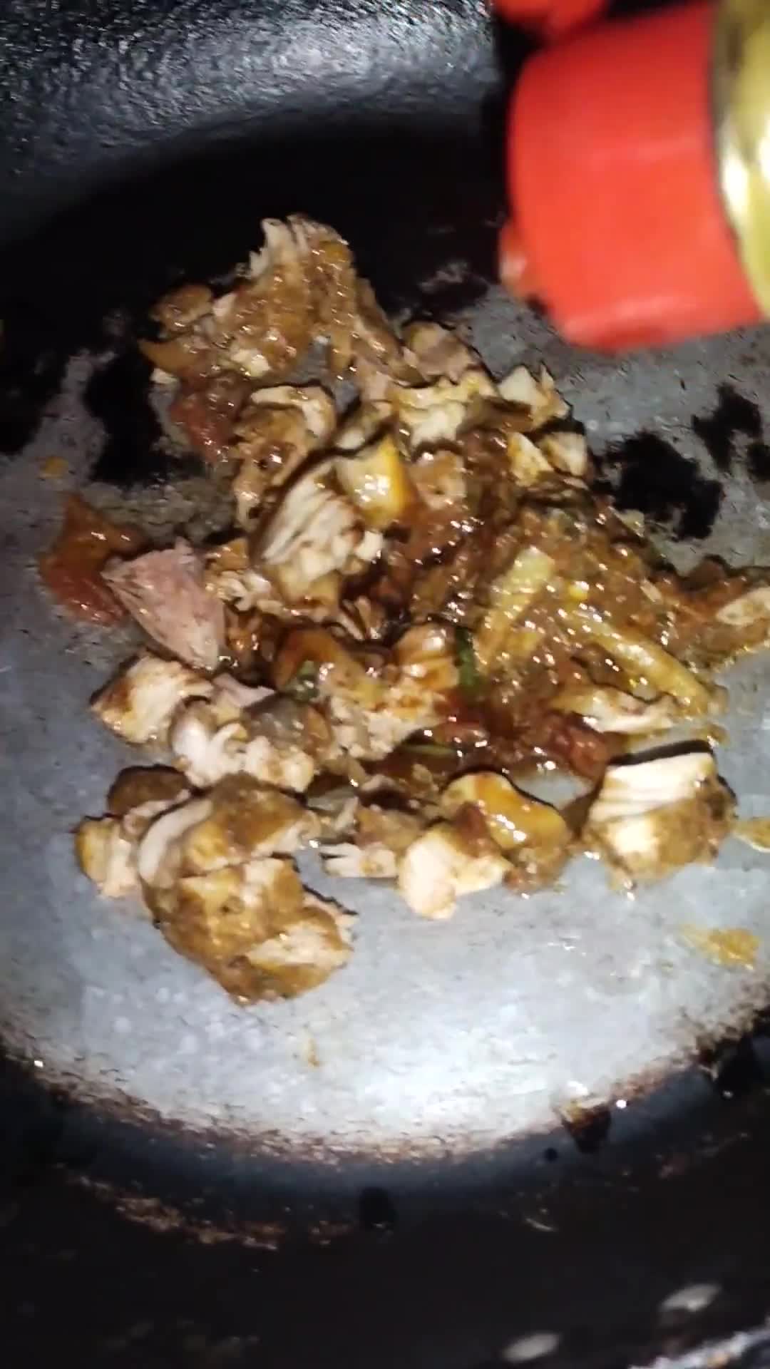 A picture of step 4 of Instant Macaroni with leftover karahi.