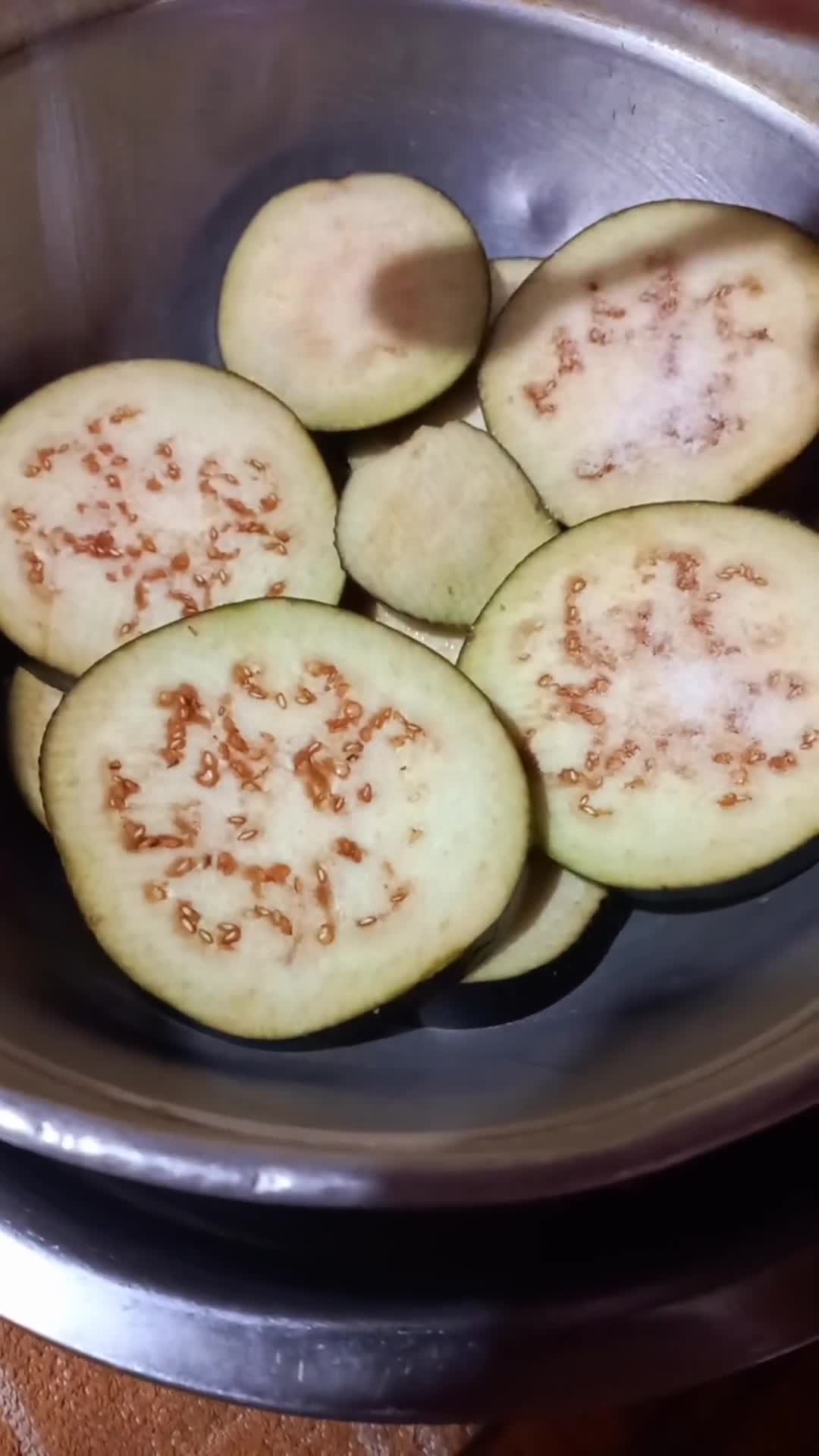 Foto del paso 2 de la receta: 🍆Escabeche de Berenjena🍆
