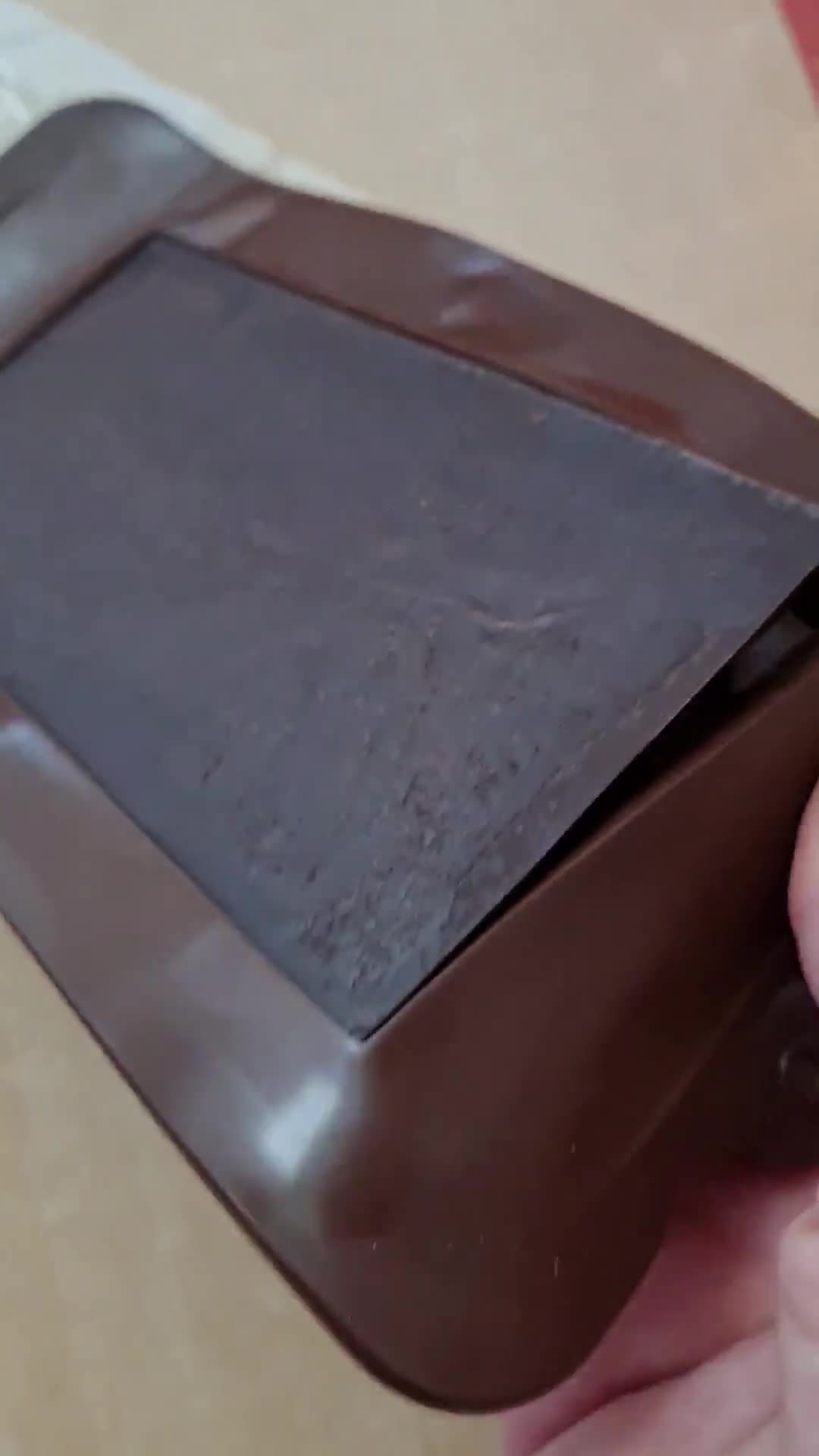 Foto del paso 9 de la receta: Chocolate 90 % cacao, sin termómetro, como lo hacían las abuelas 🍫 Templado a la vieja usanza ♥