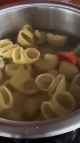 Foto del paso 2 de la receta: Lumaconi con relleno vegetariano