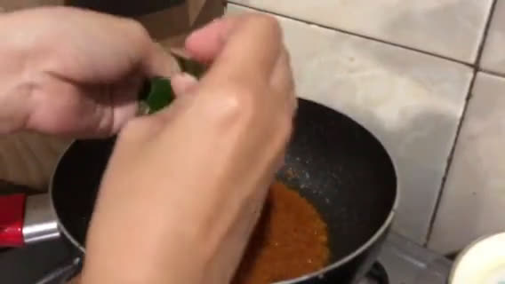 Foto langkah ke 2 dari resep 398. Pepes Ayam (Pais Hayam) Kemangi #Comboanjangsana_Bekasi.