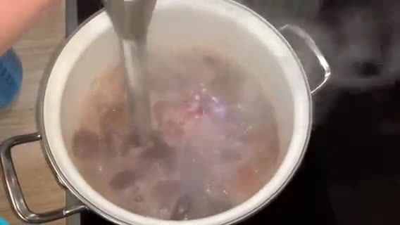 Szilvakrémleves recept fázis 2 fotója