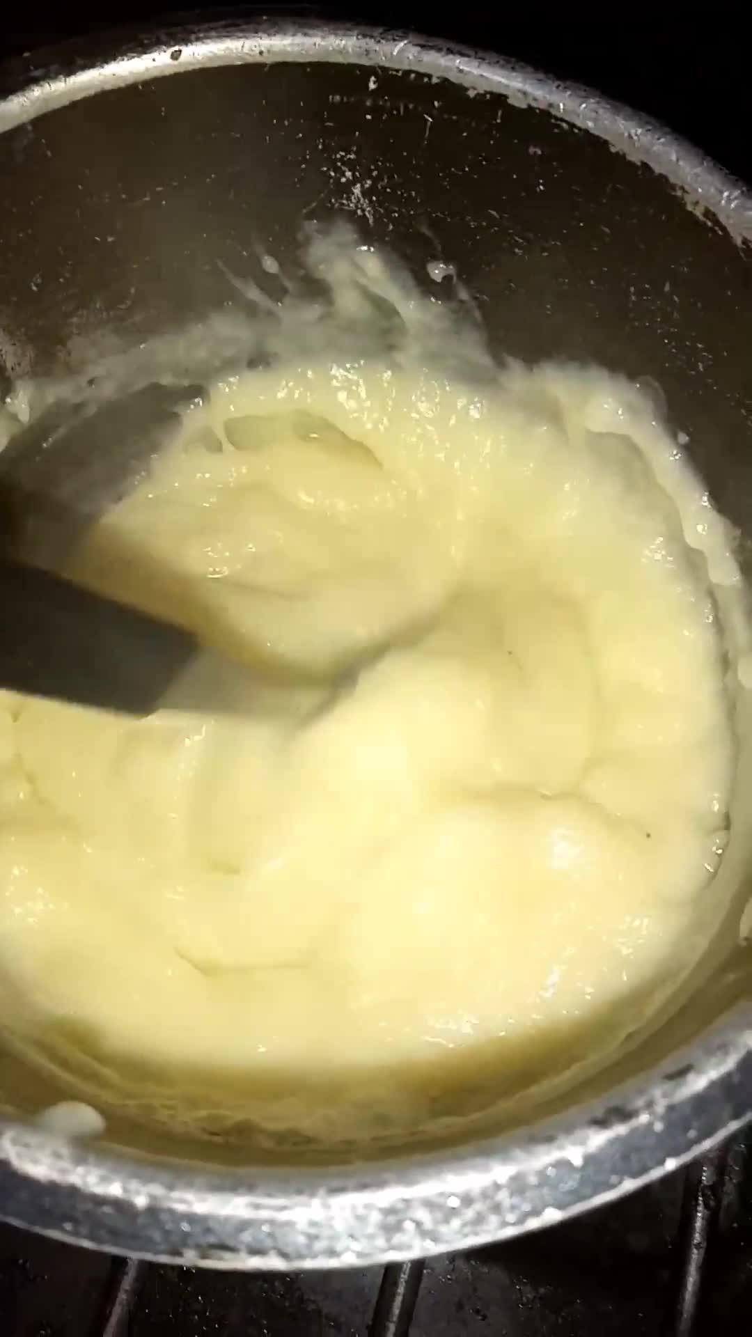 Foto del paso 10 de la receta: Facturas fáciles con crema pastelera y membrillo