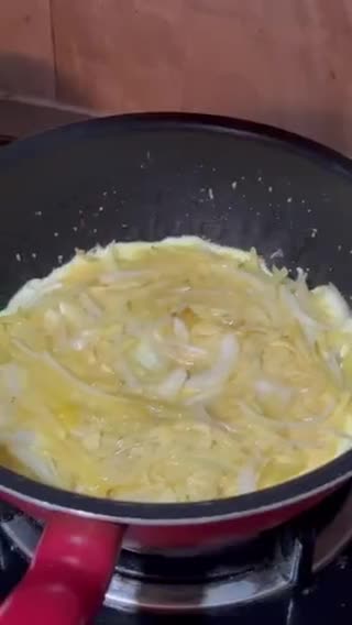 Foto langkah ke 3 dari resep Pizza kentang keju.