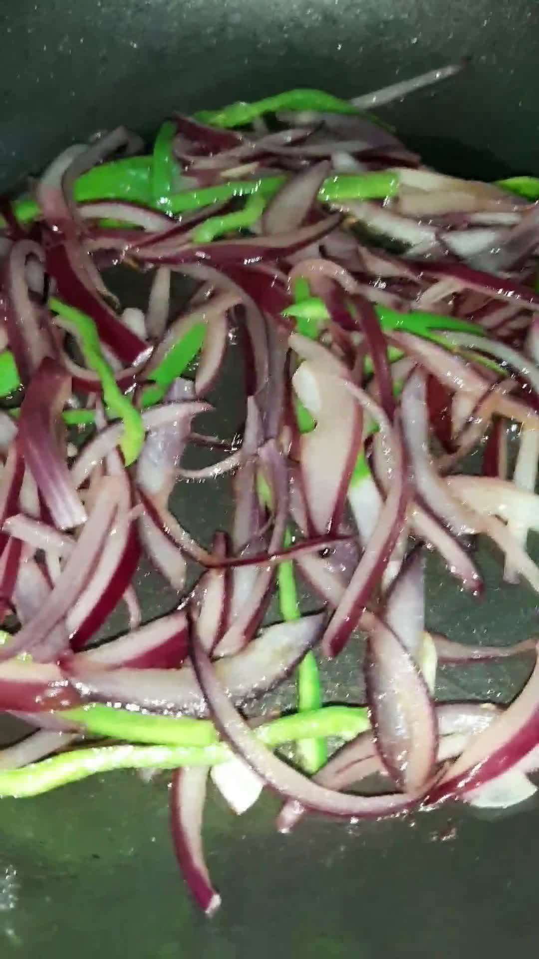 Foto del paso 5 de la receta: Medallones de Cerdo con Vegetales