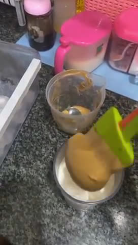 Foto langkah ke 1 dari resep Dalgona Coffee / Kopi TikTok.