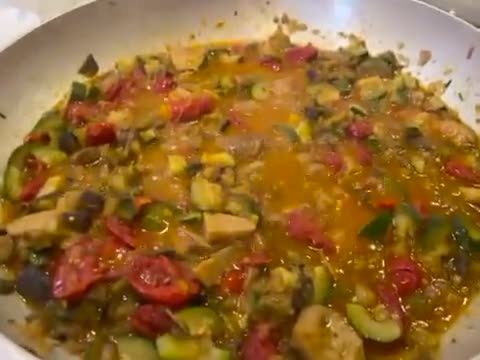 Foto del passaggio 3 della ricetta Pasta al farro alla crema di verdure