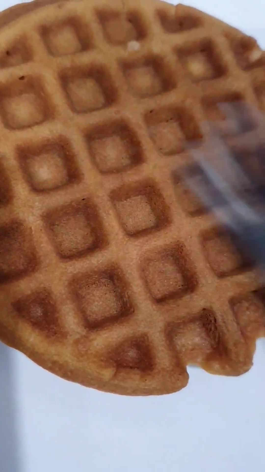 Foto langkah ke 3 dari resep Simple Waffle Crispy & Moist 🧇🧇🧇.