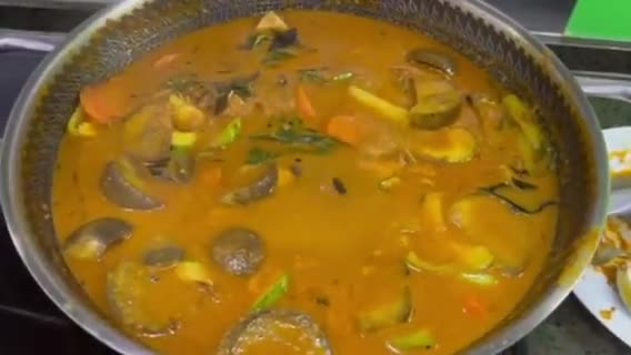 Gambar langkah 7 resipi Gulai Kari Tumis Darat Terung Bulat dan Ikan Masin Kurau.