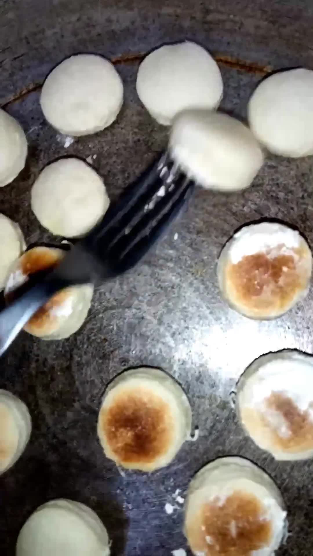 Foto del paso 20 de la receta: Bizcochitos de grasa hojaldrados