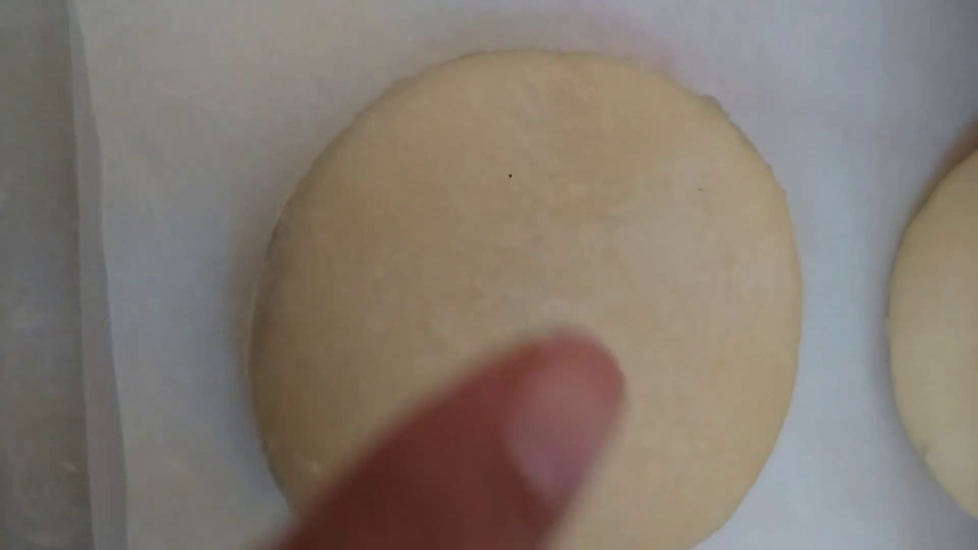 Foto langkah ke 6 dari resep Donat Empuk.