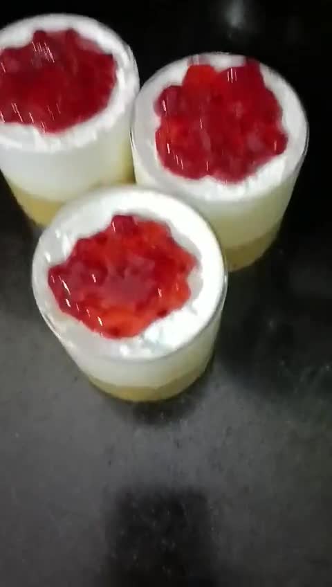रास्पबेरी क्रीम चीज़ डेजर्ट (Raspberry cream cheese dessert recipe in hindi) रेसिपी चरण 8 फोटो