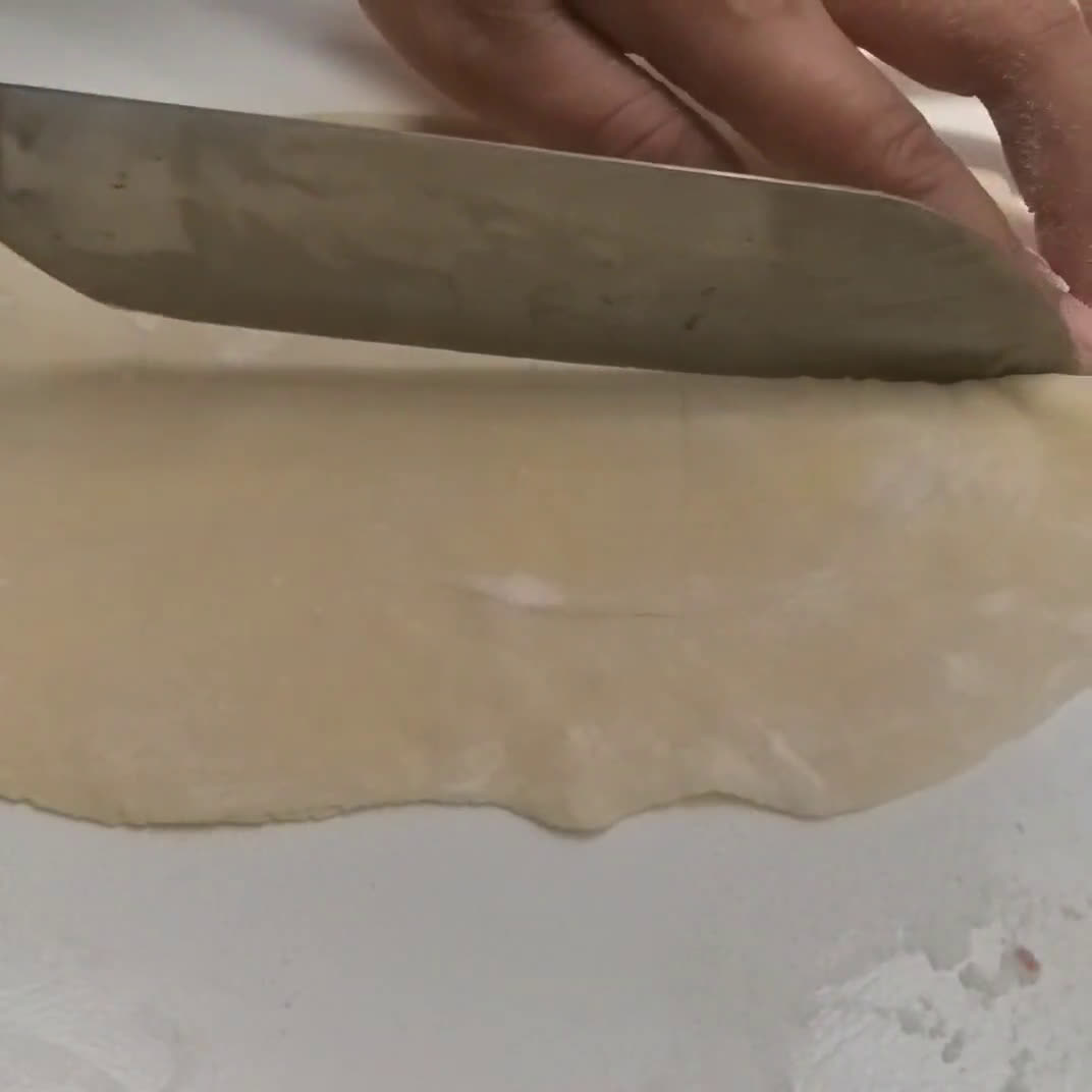 Foto langkah ke 3 dari resep Coklat Pastry.