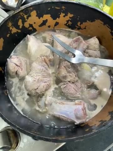 Foto del paso 3 de la receta: Chicharrón de cerdo al estilo arequipeño