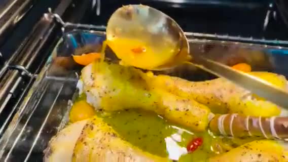 Foto del paso 7 de la receta: Muslos de pollo, kumquats y puré especiado