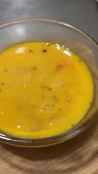 Foto del paso 1 de la receta: Huevos ahogados con Salsa de Jitomate 🥫