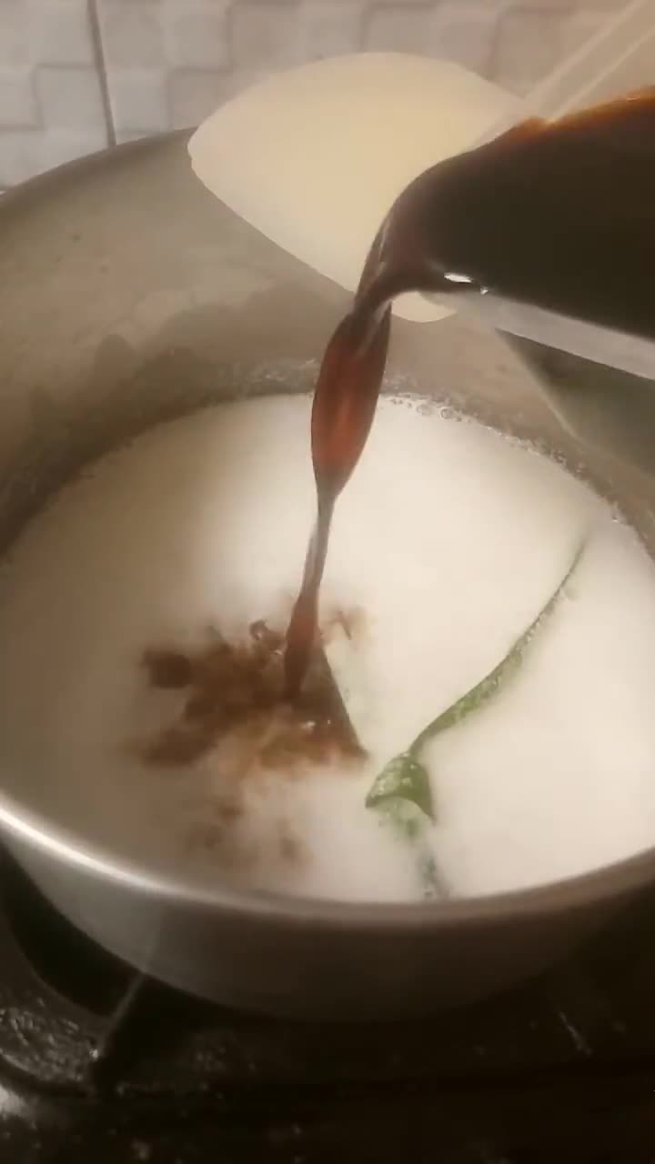 Foto langkah ke 2 dari resep Es Cincau Gula Aren.