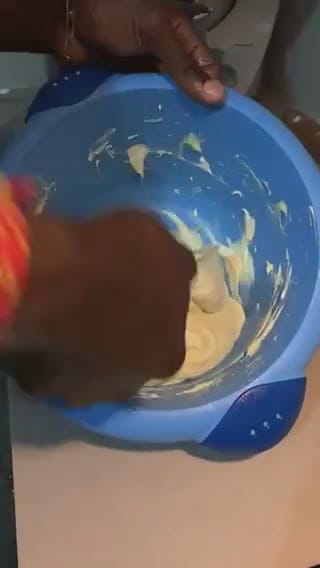 Une image de l'étape 17 de Veggie Fraisier.