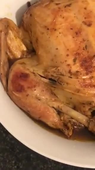 Hình bước làm 4 của món Ratatouille và gà nướng kiểu Pháp