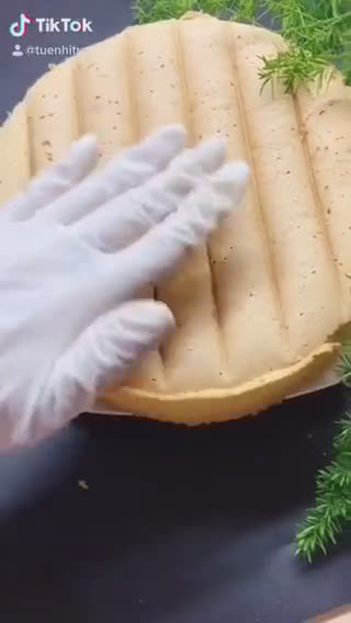Hình bước làm 1 của món Bánh bông lan
