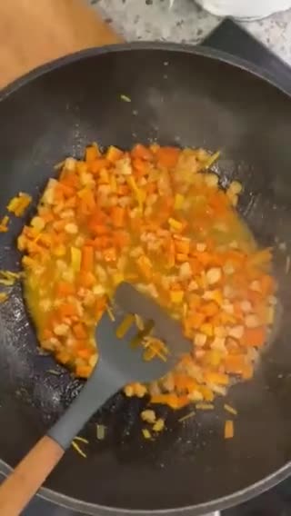 Foto langkah ke 3 dari resep Tumis Cuciwis Udang.