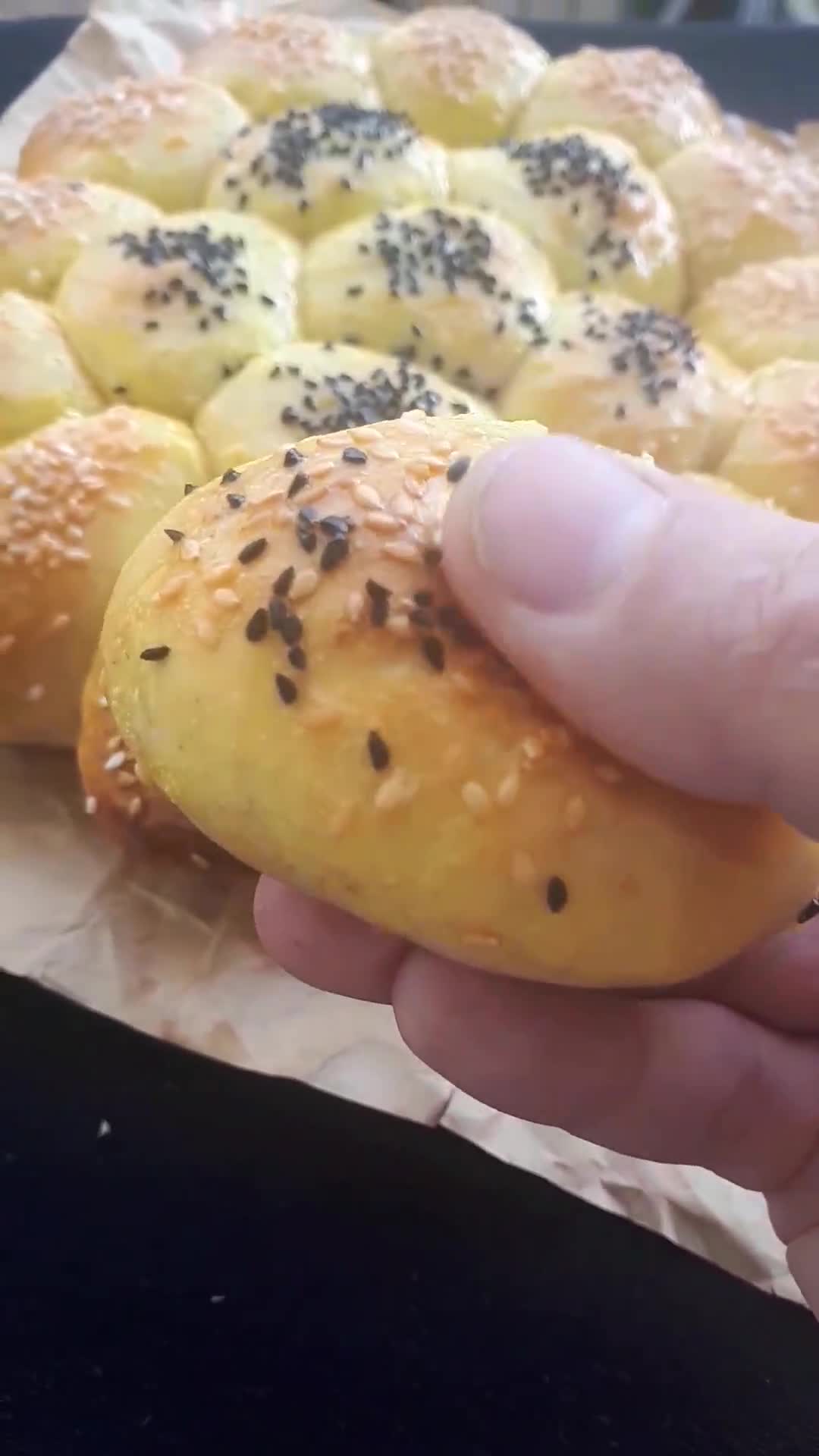 عکس مرحله 3 از دستور نان زنبور عسل با فر دستساز 🌸
