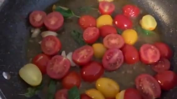 Foto del passaggio 6 della ricetta Paccheri al sapore di mare