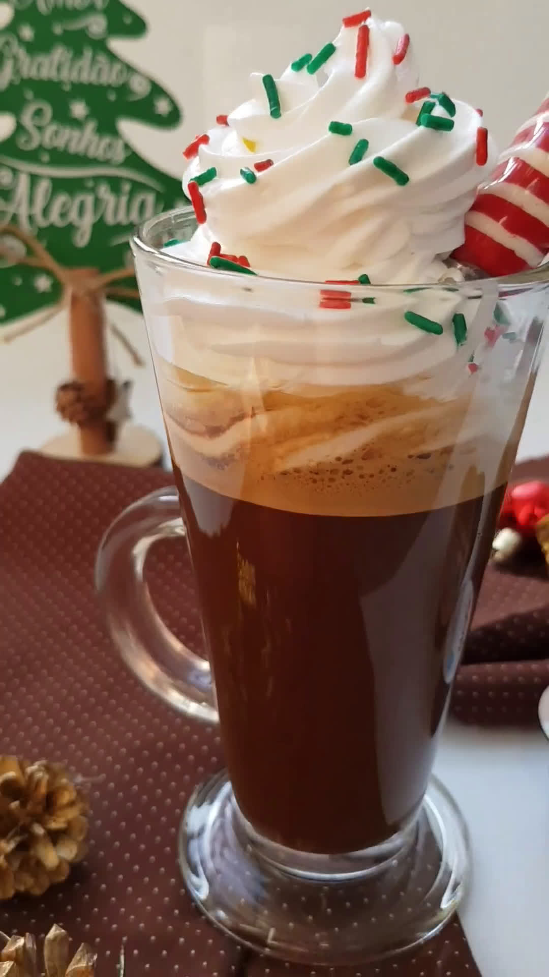 Foto do passo 2 de Café Cremoso Natal