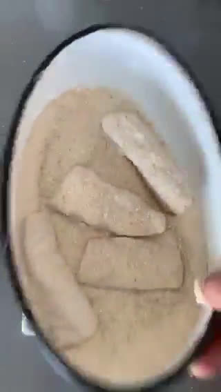 Foto del paso 4 de la receta: Bastones Crocantes de Salmón