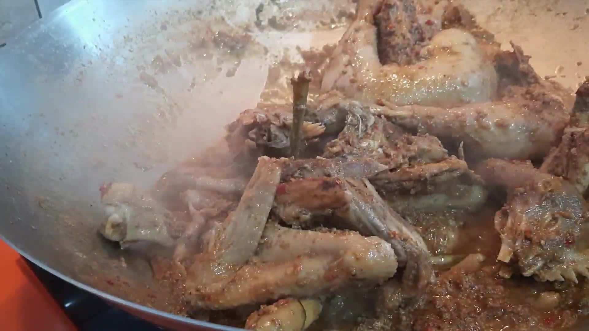 Foto langkah ke 6 dari resep 💕RENDANG AYAM BUMBU PRAKTIS.