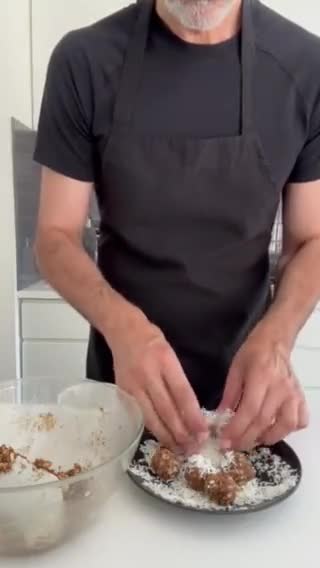 A picture of step 2 of No-Bake (Raw) Energy Bites.