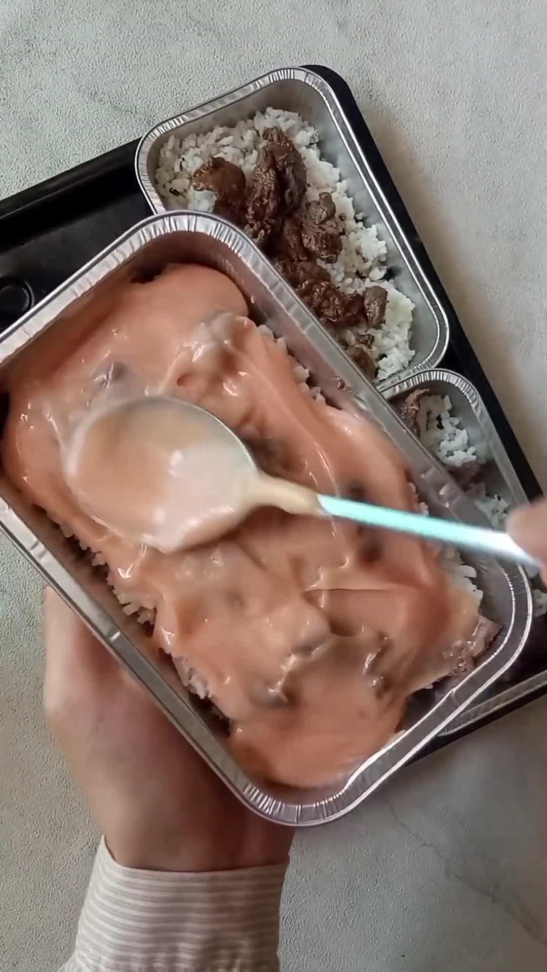 Foto langkah ke 4 dari resep Beef Mentai Rice.