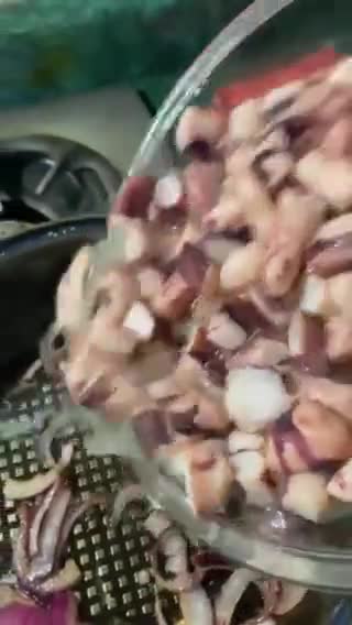 Foto del paso 3 de la receta: Pulpo a la @Jauregrill delicioso y rápido de guisar