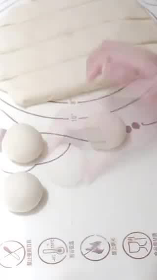 Foto langkah ke 5 dari resep Thai Milk Bun - Tangzhong Method Roti Putih/ White Bread.