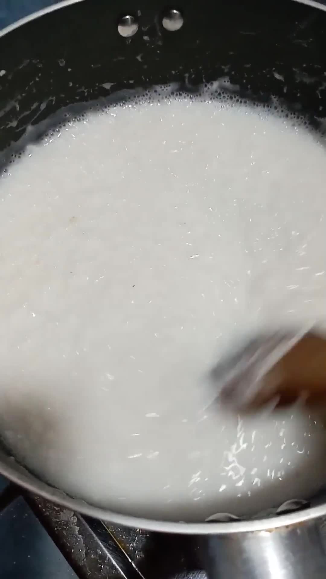 Foto langkah ke 3 dari resep Jenang Sengkolo | Bubur Merah Putih.