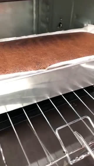 Foto langkah ke 7 dari resep Kasutera / Japanese Castella Matcha.