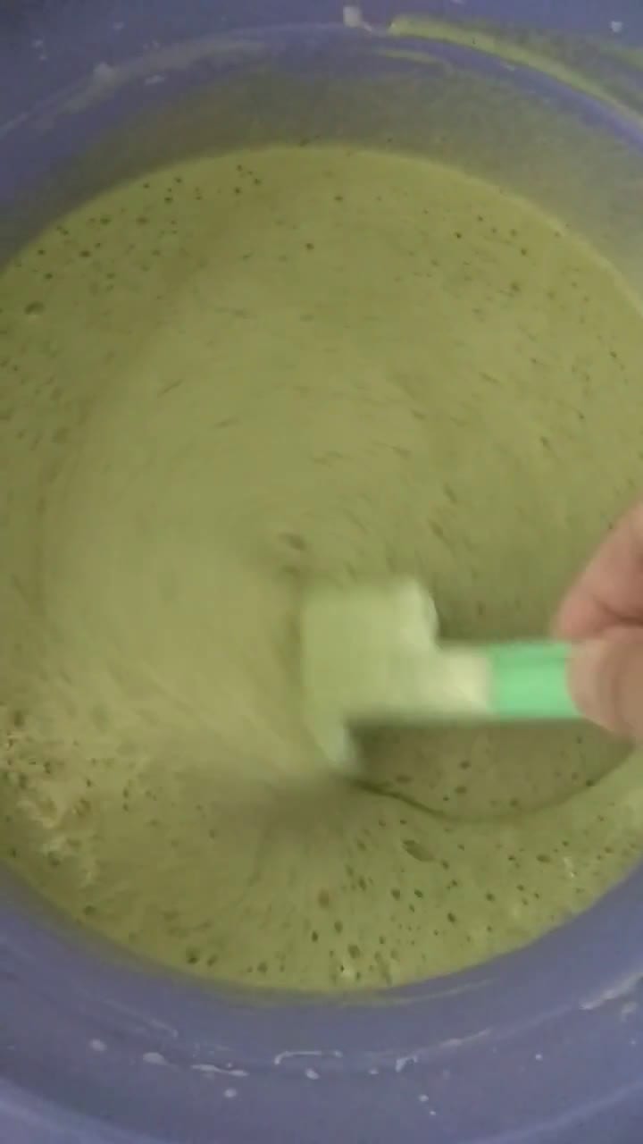 Foto langkah ke 3 dari resep Bolu Kukus Sawi Gluten Free.