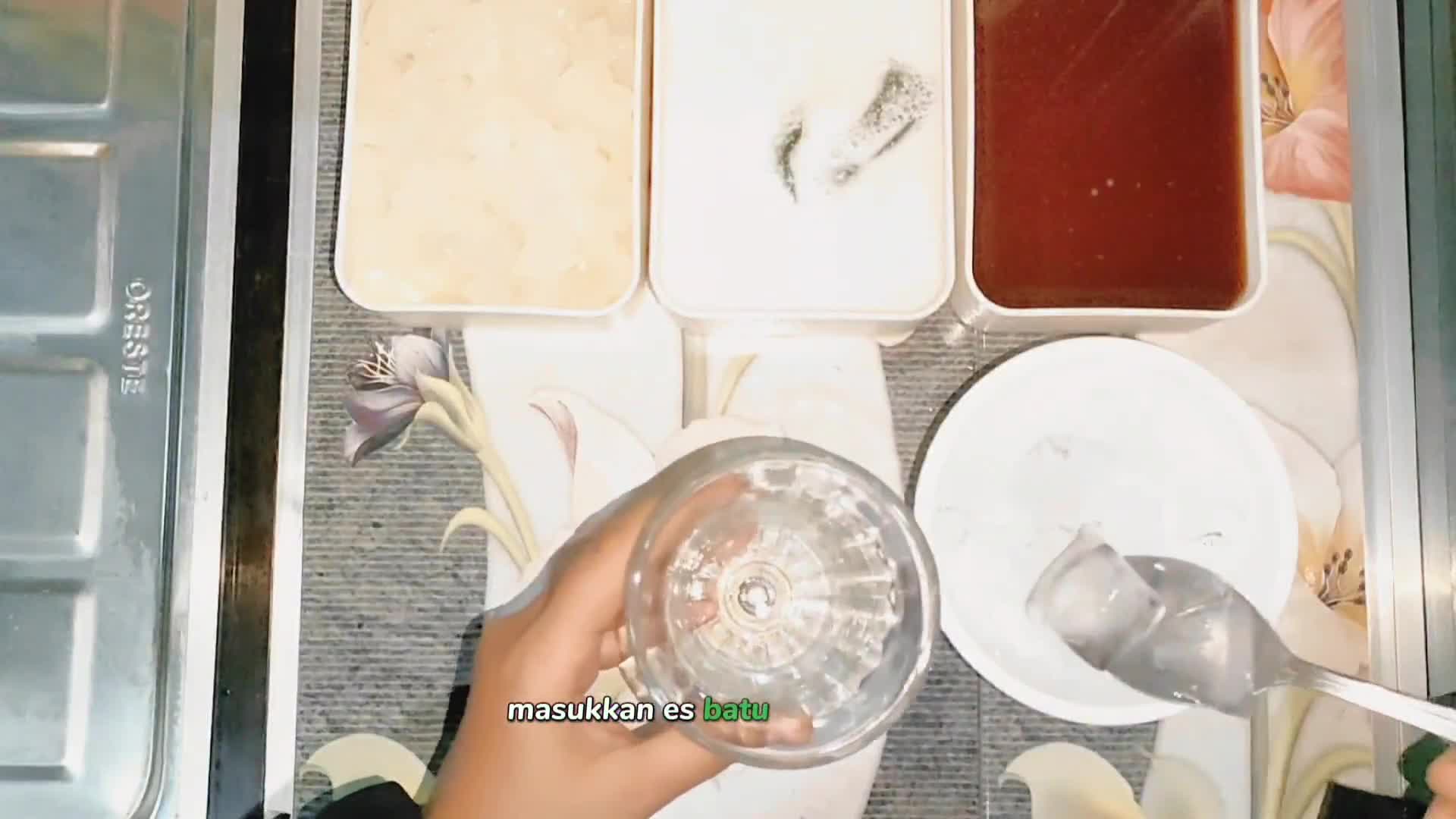 Foto langkah ke 7 dari resep Es Siwalan Khas Tuban.