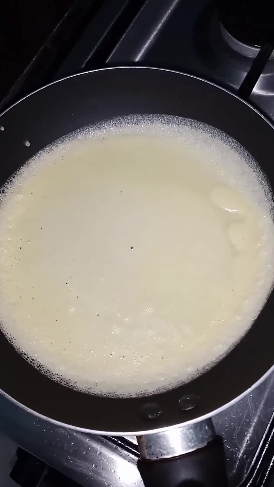 Foto langkah ke 4 dari resep Pisang Crepes Coklat Salju.