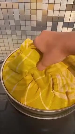 Foto langkah ke 4 dari resep Bolu Pisang Kukus.