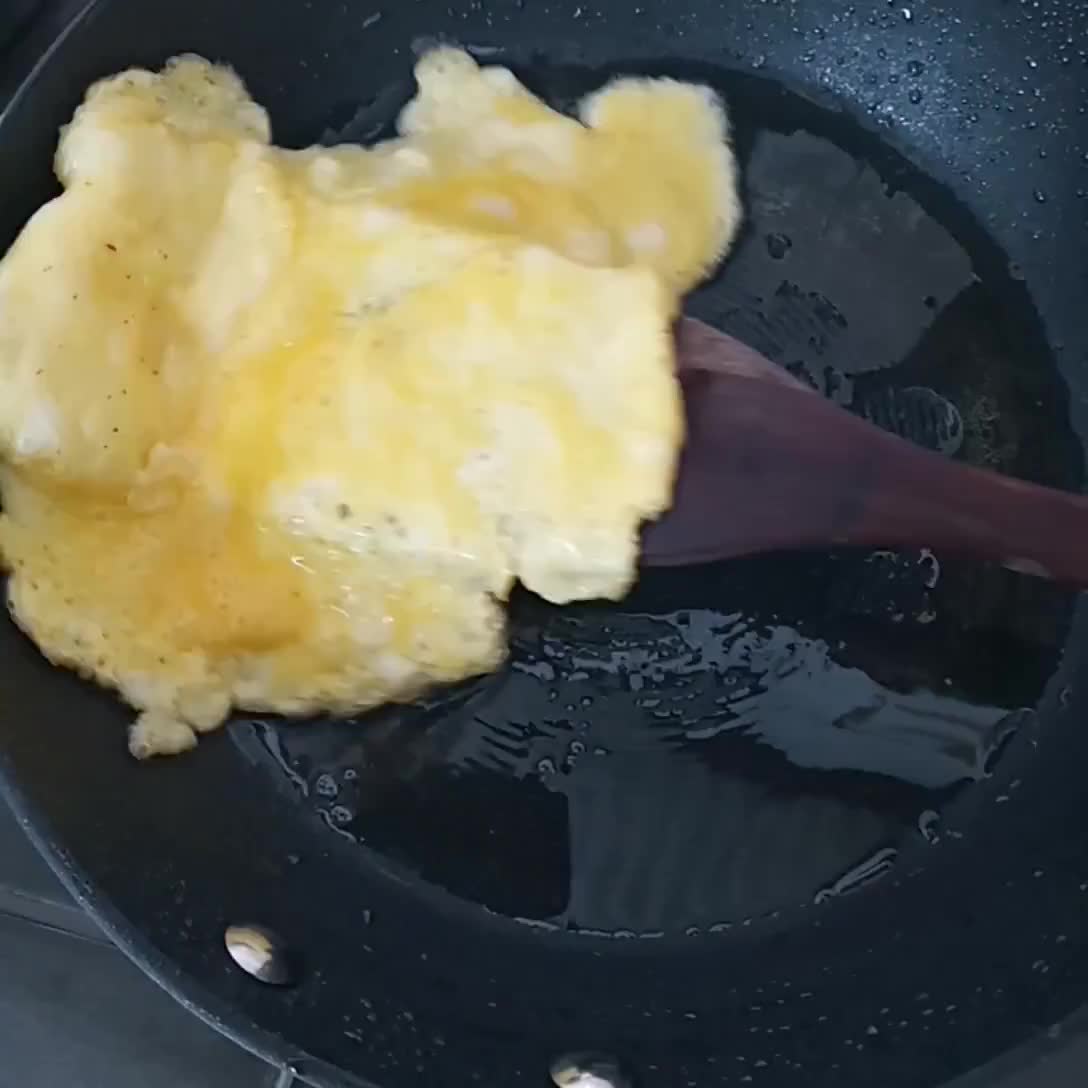 Foto langkah ke 1 dari resep Sego Sambel Ala Mak Yeye Khas Surabaya.