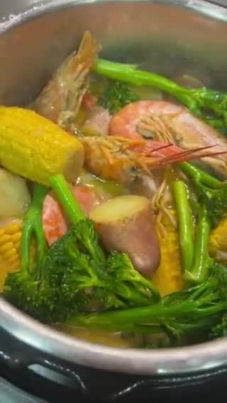 Foto del paso 4 de la receta: Gambones con Curry Verde
