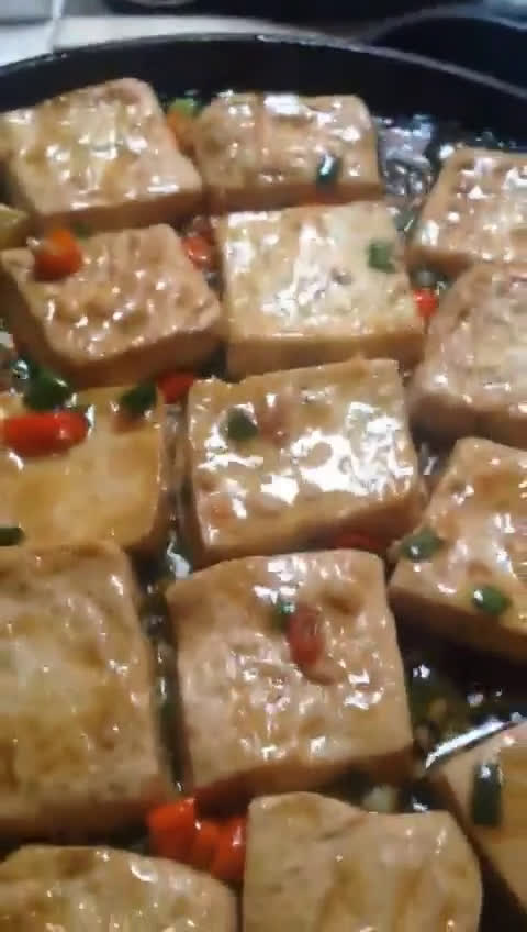 Foto langkah ke 4 dari resep Tumis Tahu Simpel.