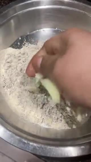 कुट्टू आलू की पूरी (Kuttu aloo ki puri recipe in hindi) रेसिपी चरण 1 फोटो