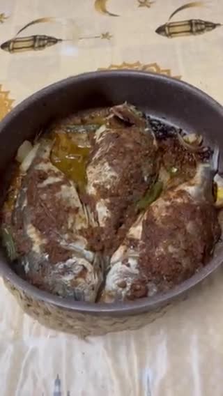 صورة لخطوة 3 من وصفة صنية سمك دنيس بالفرن بشهي 😋