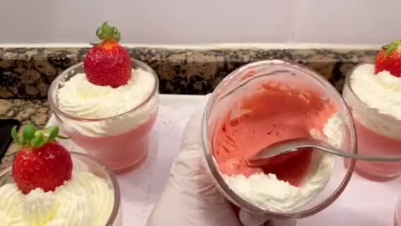 Foto del paso 12 de la receta: Mousse de fresa